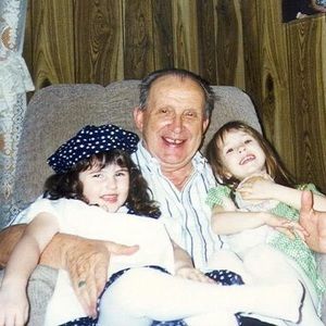 Meet your Posher, Briana